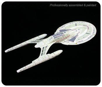 STAR TREK USS ENTERPRISE 1701 E 1/2500 SCALE SNAP KIT  