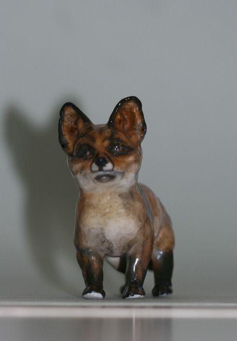   ROSENTHAL PORCELAIN FIGURINE “YOUNG FOX” BY HEIDENREICH, c. 1940