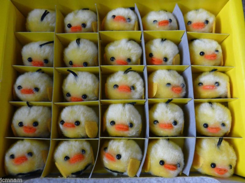 EASTER DUCK 25pcs ~ 1inch ~ YELLOW ~ CHENILLE POM POM  