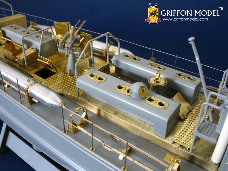 Griffon BPN72002 1/72 Schnellboot S 100 Flak 38 Premium  