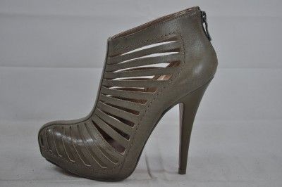 BCBG BCBGENERATION EDDAH BOOTIE PLATFORM SIZE 9.5 ZIPPER HEEL 4.5 