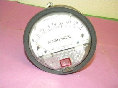 Dwyer 2002 Magnehelic Gauge 0 2 Inches of Water  