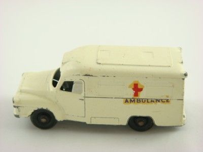 Matchbox Lesney   LOMAS AMBULANCE   No 14  