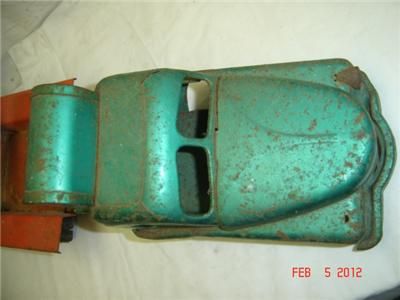 1940s VINTAGE STRUCTO TOY TRUCK PRESSED STEEL CEMENT TRUCK  