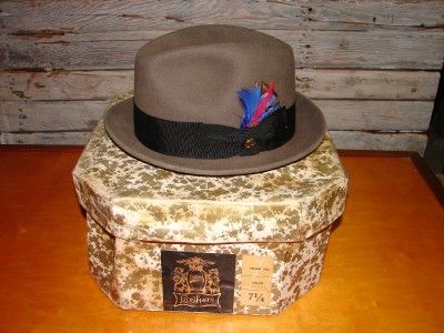 VINTAGE MENS CUSTOM MADE HAT ~LION HATS~ W/BOX  