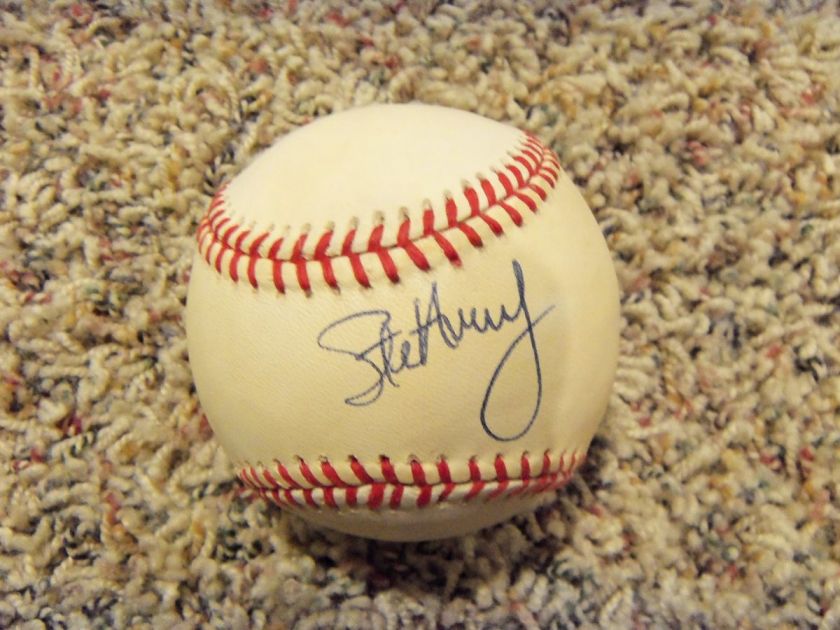 STEVE AVERY Signed & Guaranteed Authentic NL Baseball  