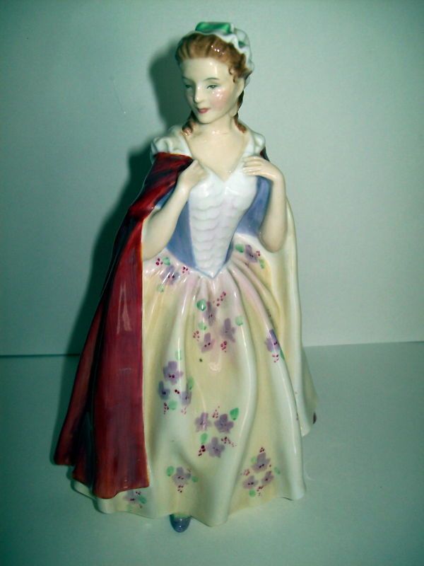 VINTAGE ROYAL DOULTON BESS FIGURINE HN 2002 MINT  