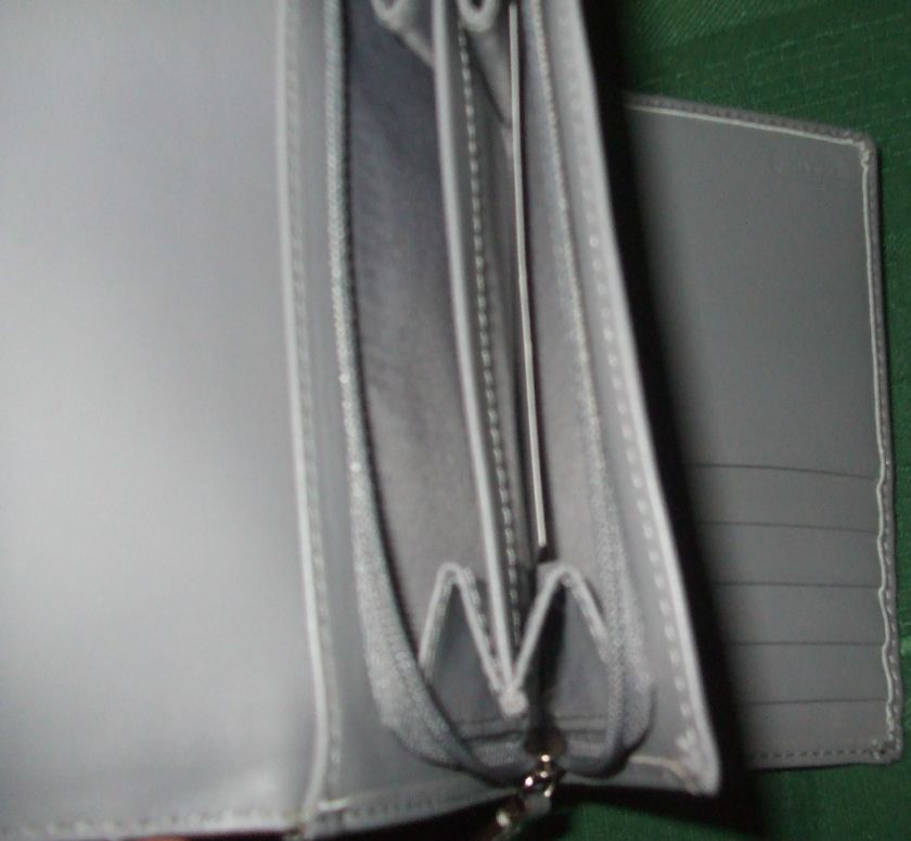   COACH METALIC SILVER GREY LEATHER TRI FOLD WALLET 6X6 188.00 TAG