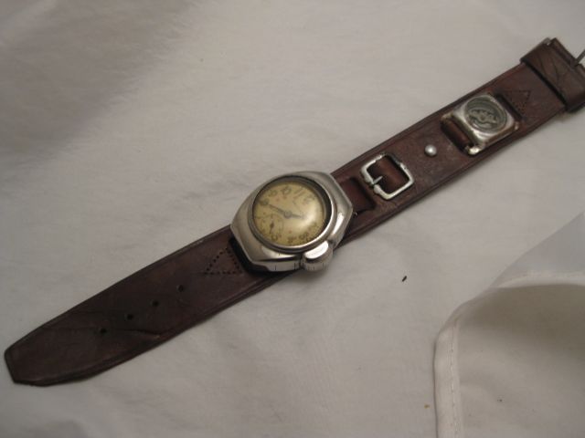 WWII JAPANESE SEIKOSHA DELIKATA MILITARY WATCH OUTER CASE LEATHER 