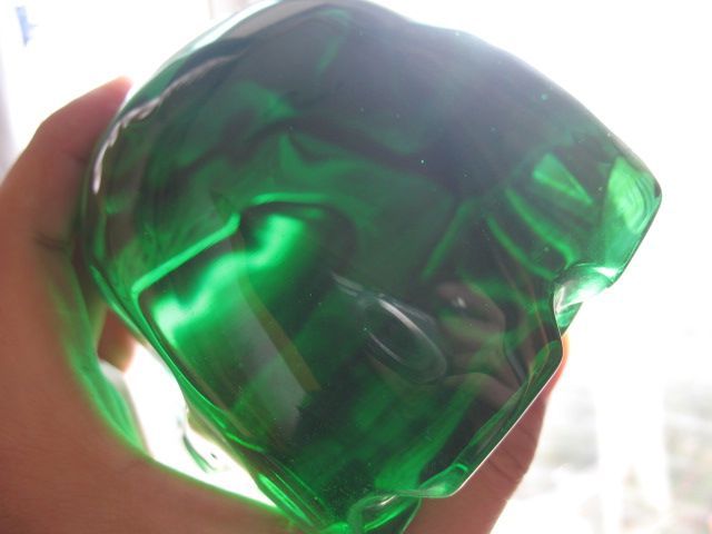 TITAN GREEN OBSIDIAN CRYSTAL GEMSTONE SKULL CARVE  