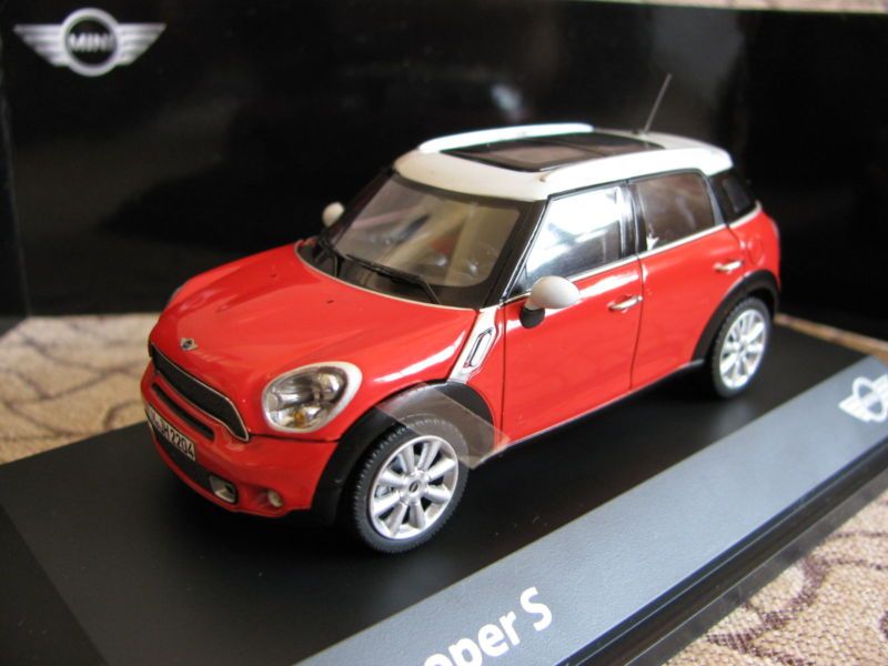 43 Mini Cooper S Countryman 2010 diecast  