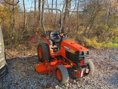 KUBOTA B7500 4X4 TRACTOR WITH BELLY MOWER, RUNS GOOD  