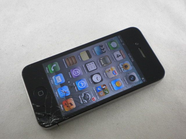 APPLE IPHONE 4 16GB AT&T BLACK SMART PHONE ATT *CRACKS* 885909343874 