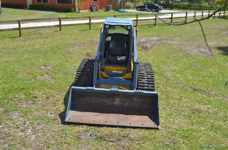 2005 Volvo MC110 Track Loader, 110+ PIX, VIDEO, we EXPORT worldwide 