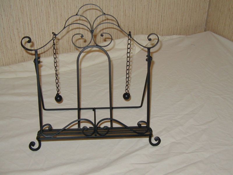 WROUGHT IRON METAL COOKBOOK HOLDER WITH HANGING BALLS  