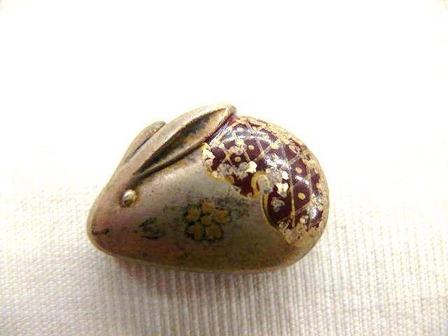 Antique Makie Obi Dome of Rabbit shape V675  