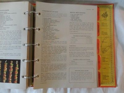   CROCKERS Red Pie Cover COOKBOOK 5 Ring Binder 1971 COMPLETE  