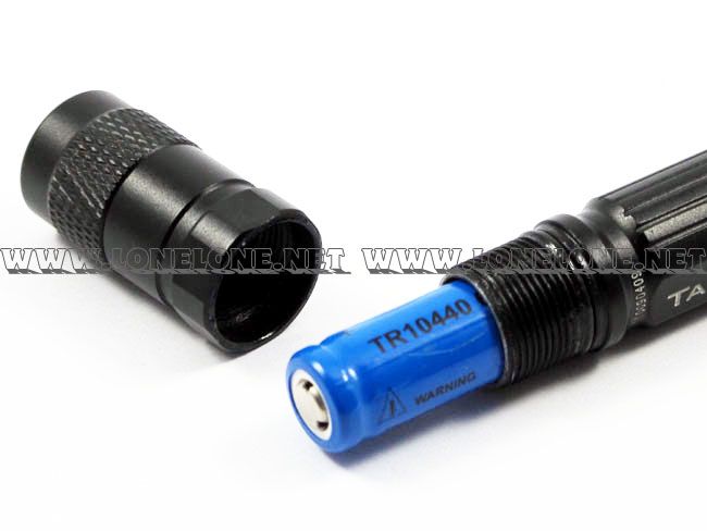 TANK007 Q5 CREE LED 250 Lumens Black Mini Torch with AAA E09  