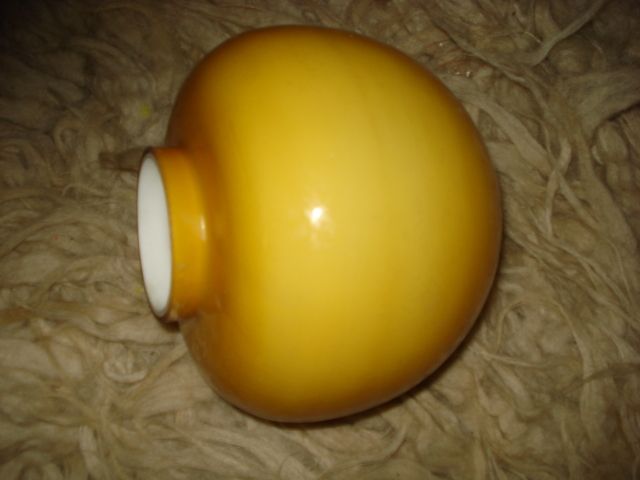 ANTIQUE YELLOW/MILK GLASS CEILING GLOBE LAMP SHADE  