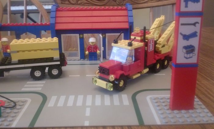 Lego Legoland Town #6393 BIG RIG TRUCK STOP Vintage Set RARE  