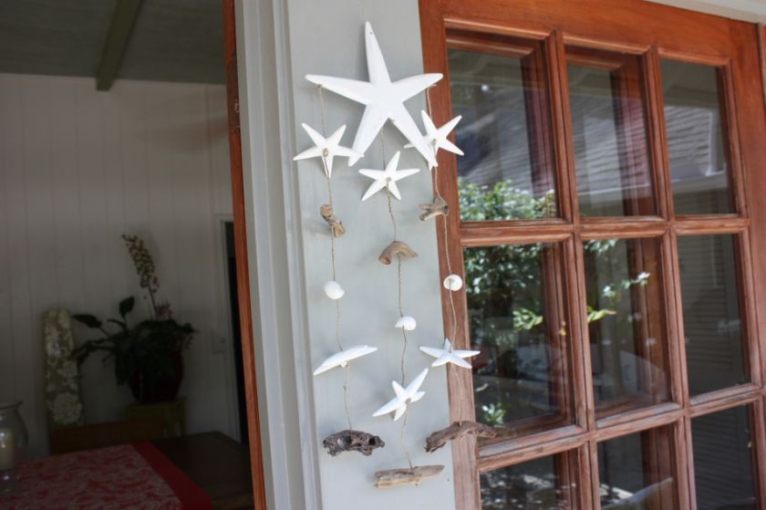 Hanging/Mobile Driftwood w/ white starfish   Coastal Decor  