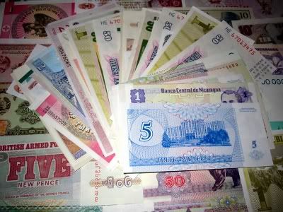 Uncirculated Foreign Currency World Paper Money Bills $  