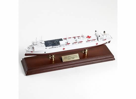 USS MERCY (T AH 19) HOSPITAL MODEL SHIP 1/700 SCALE  