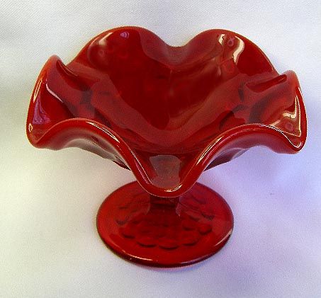 VTG VIKING GLASS RUBY RED GEORGIAN HONEYCOMB PATTERN COMPORT BOWL 